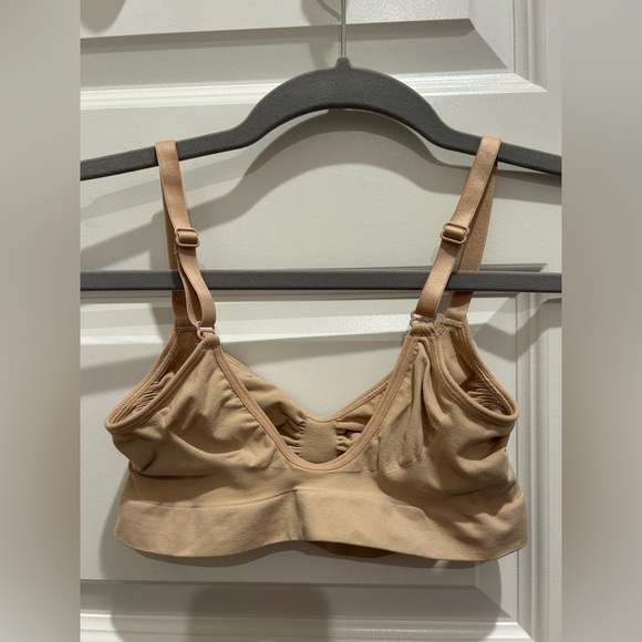 Skims shapewear bra - Picture 4 of 5